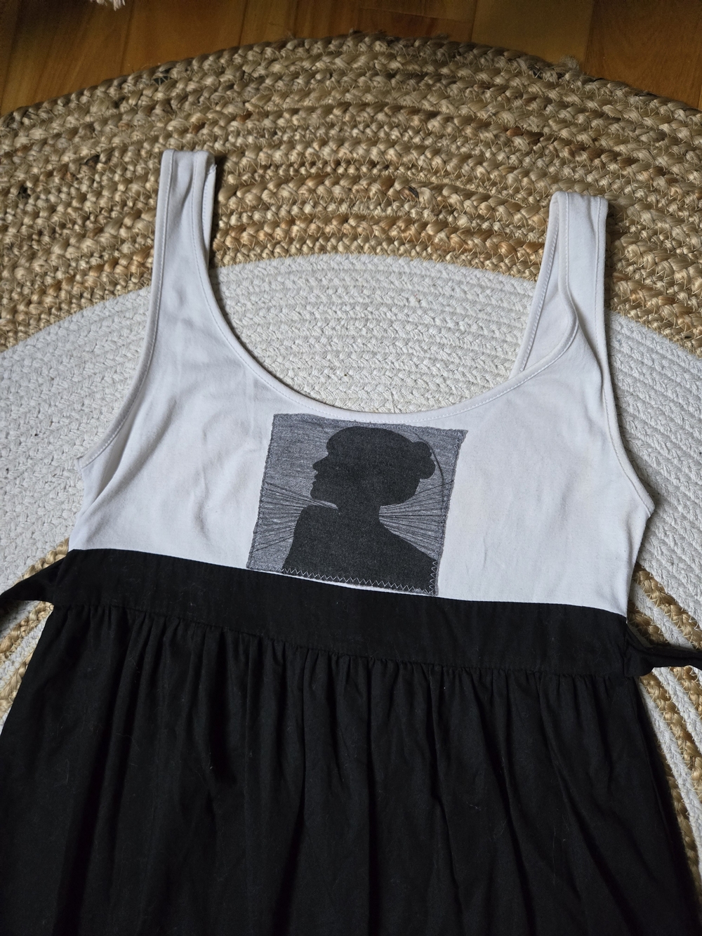Vintage Y2k Ardene Black & White Mini Dress Graphic Bust Minimalist Color Block - Picture 3 of 14